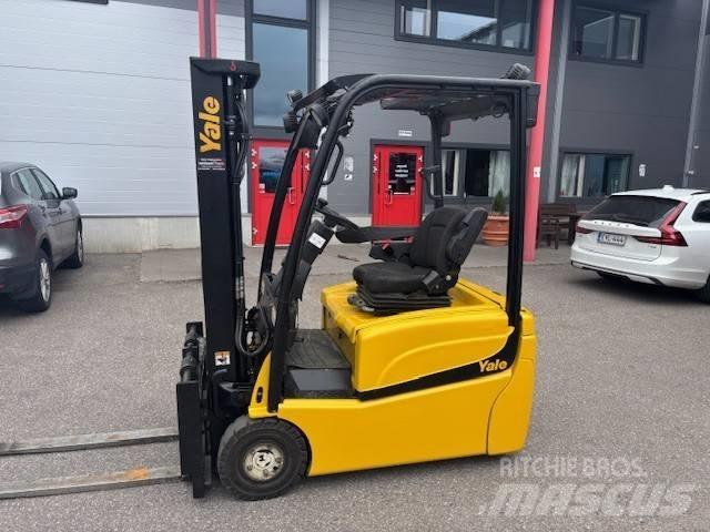 Yale ERP 20 VT バッテリーフォークリフト