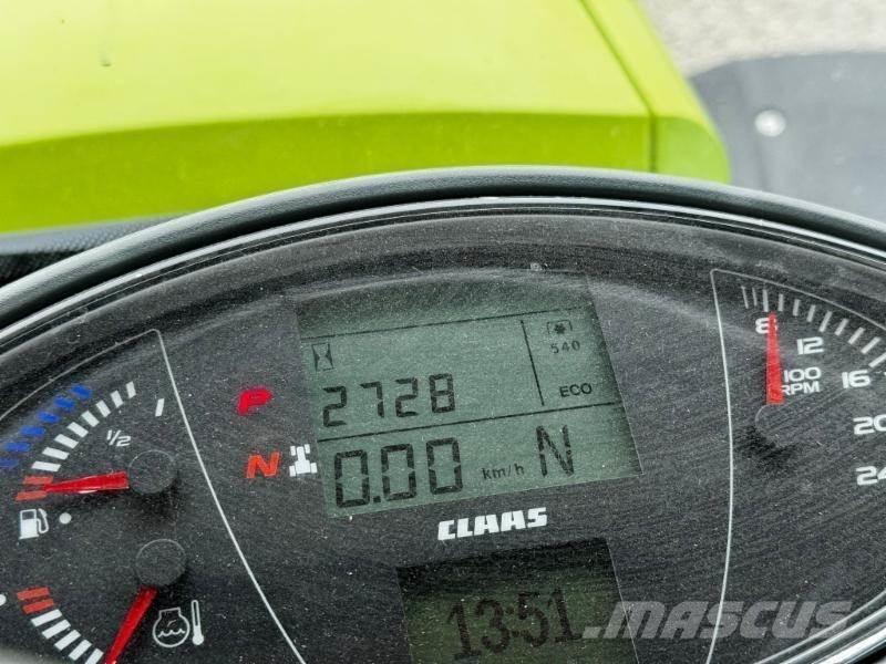 CLAAS AXION 830 トラクター