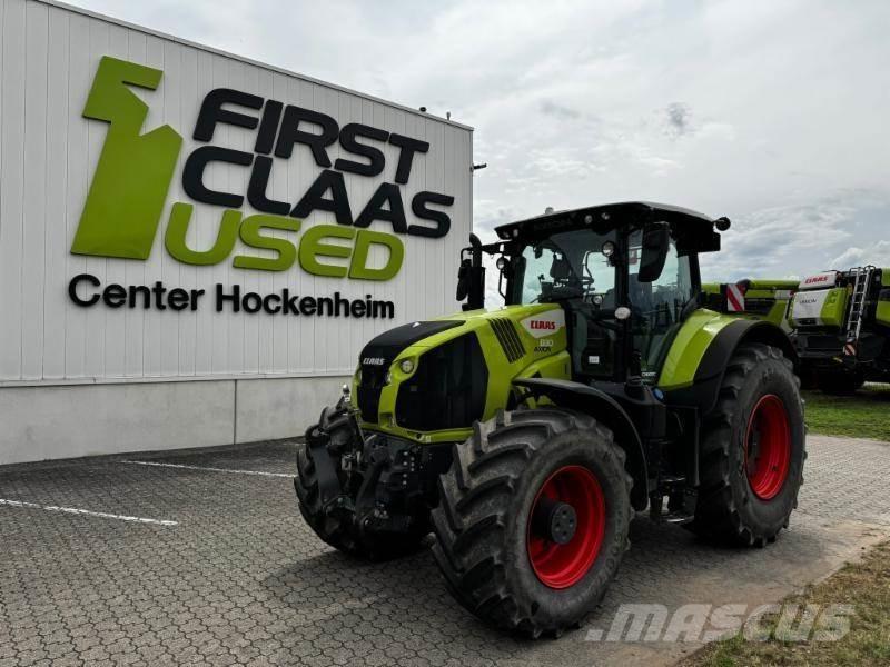 CLAAS AXION 830 トラクター