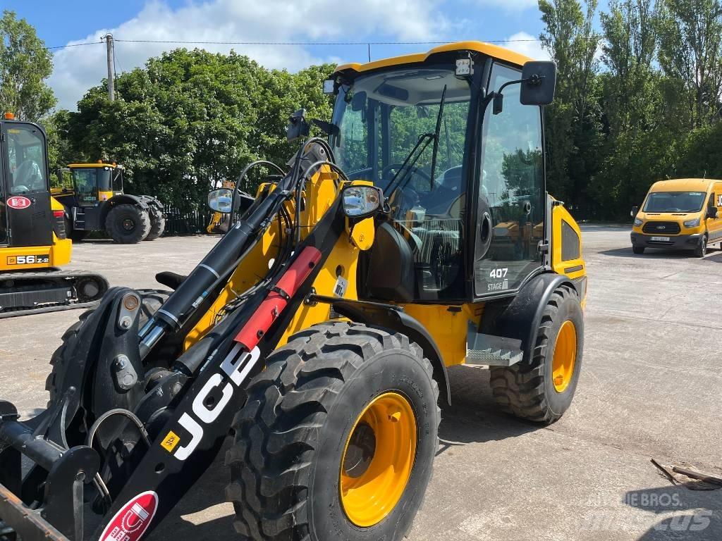 JCB 407 agri demo トラクター