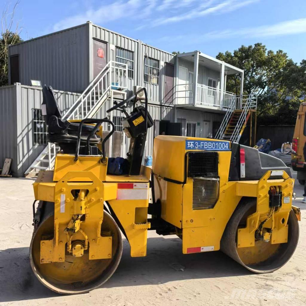 Dynapac CC 142 タンデムローラ