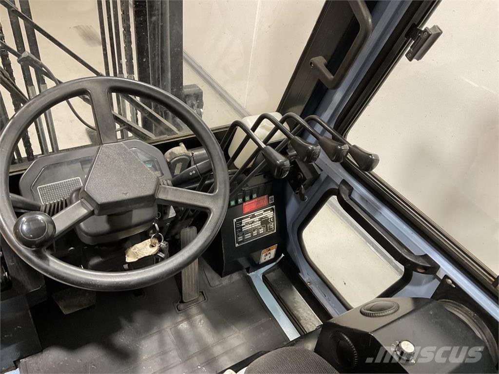 Utilev UT30P ディーゼル・軽油