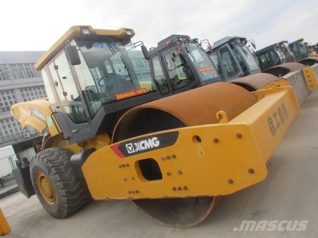 XCMG XS 263 J 振動ローラ
