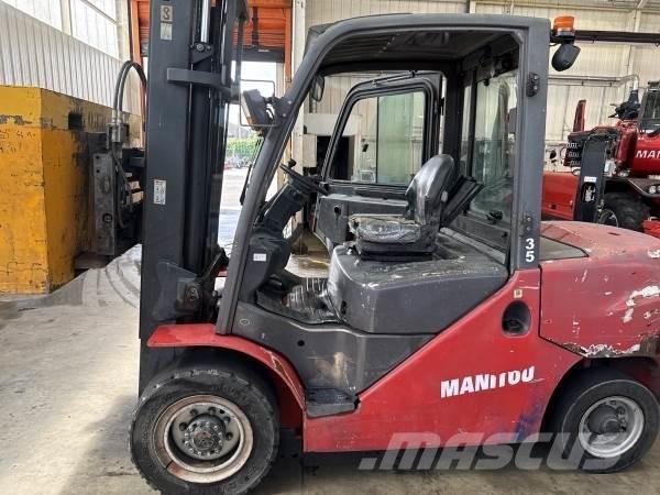 Manitou MI50 D ラフターテレントラック