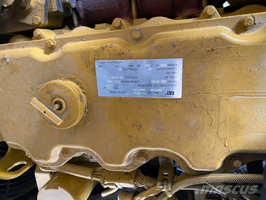 CAT 330 D 大型油圧ショベル12t以上（パワーショベル・ユンボ）
