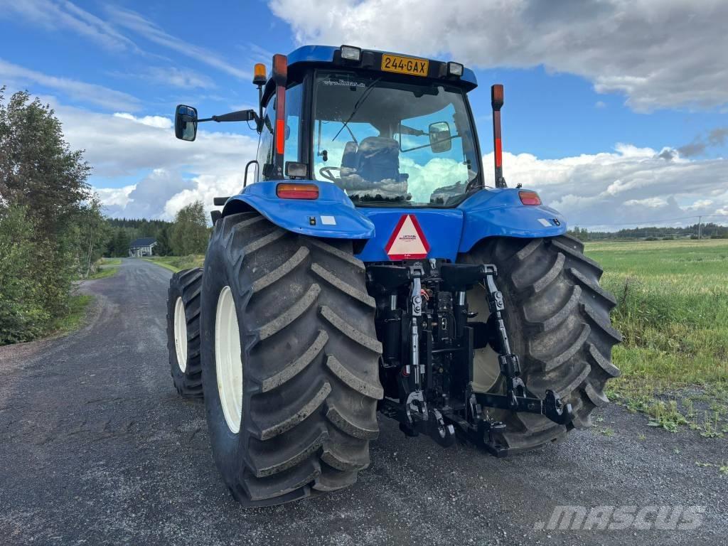 New Holland TG 285 トラクター