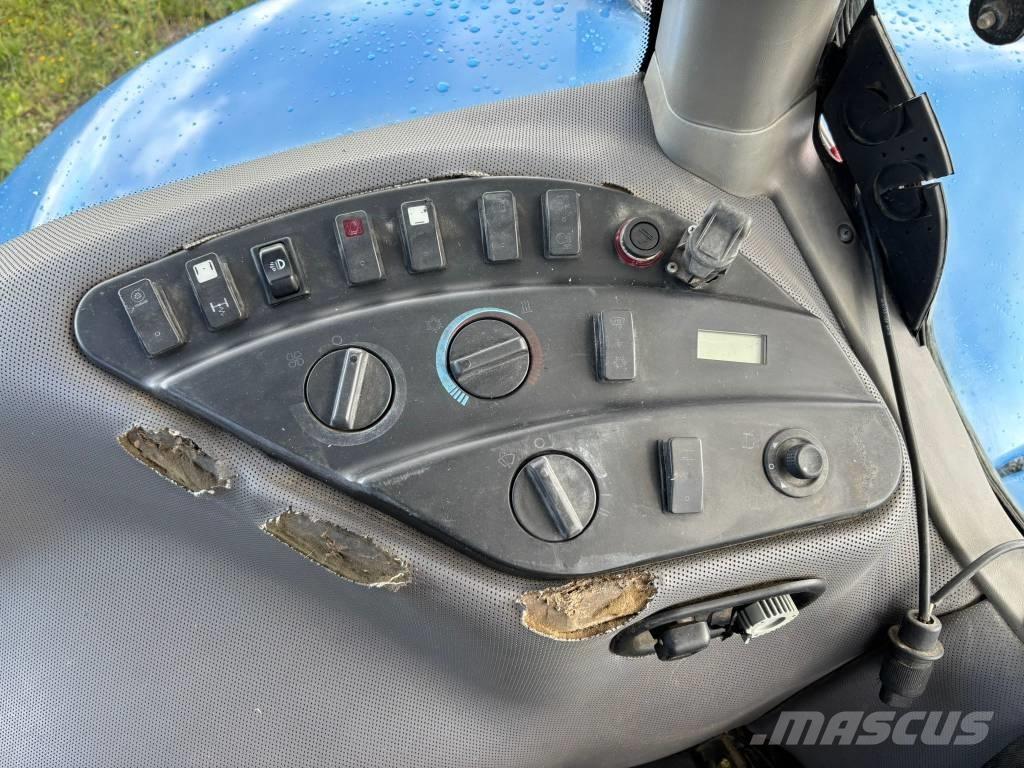 New Holland TG 285 トラクター