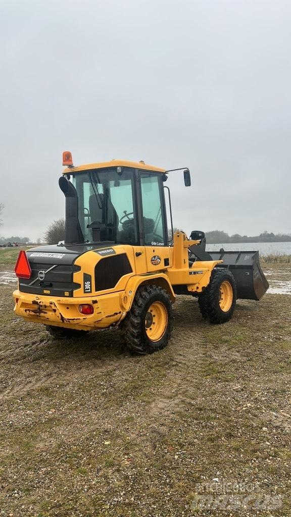 Volvo L 30 G ホイールローダー・タイヤショベル
