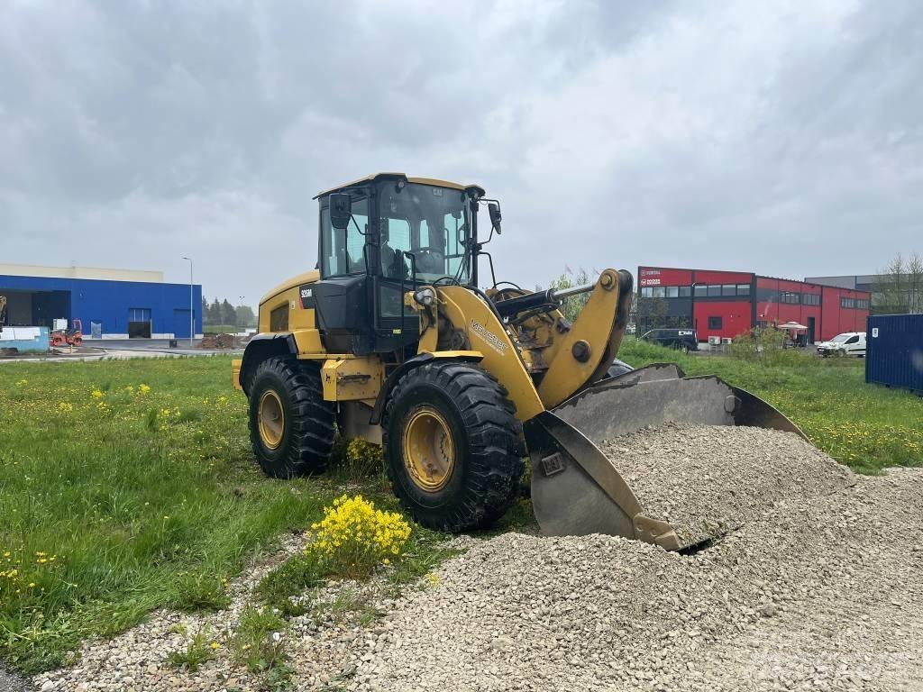 CAT 926M ホイールローダー・タイヤショベル