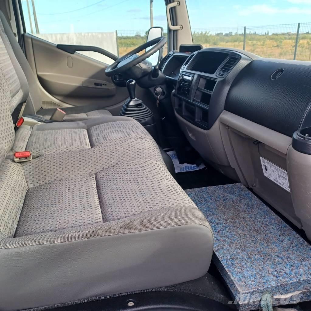 Nissan CABSTAR 35.11 トラック高所作業車