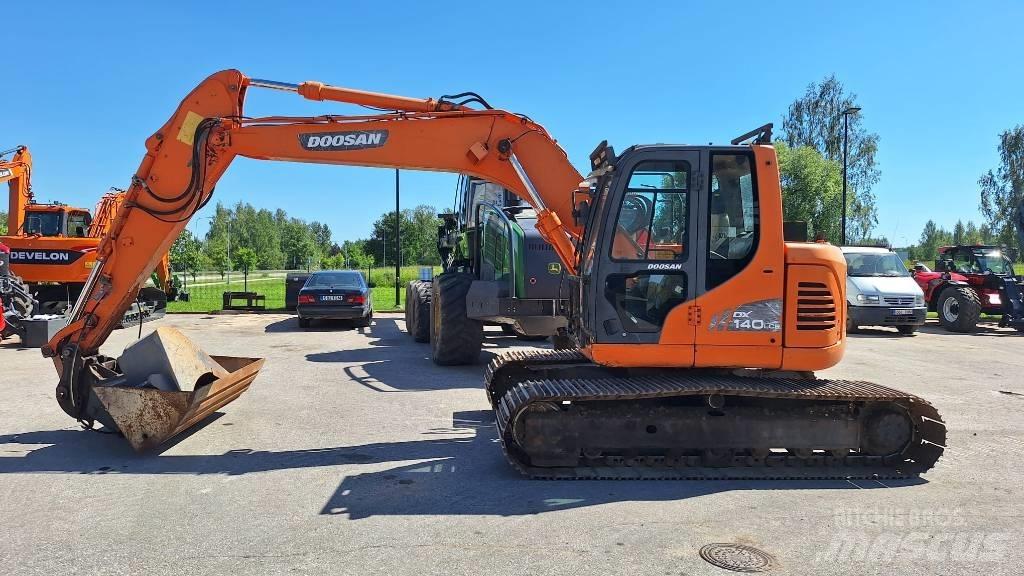 Doosan DX 140 LCR 大型油圧ショベル12t以上（パワーショベル・ユンボ）