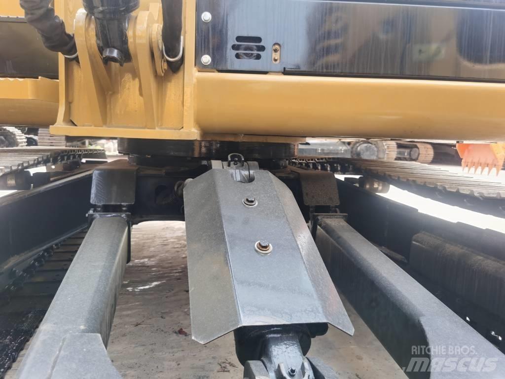 CAT 305.5 E2 大型油圧ショベル12t以上（パワーショベル・ユンボ）