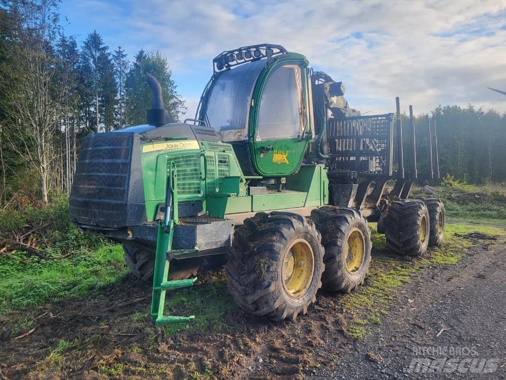 John Deere 1210 G フォワーダー