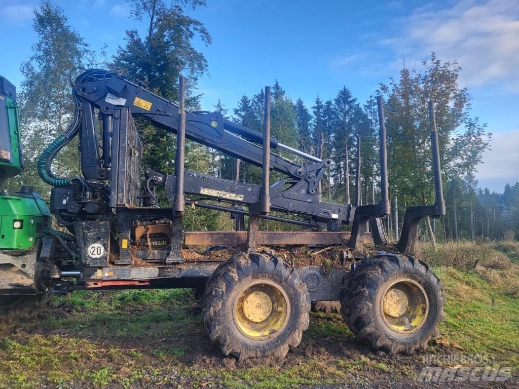 John Deere 1210 G フォワーダー