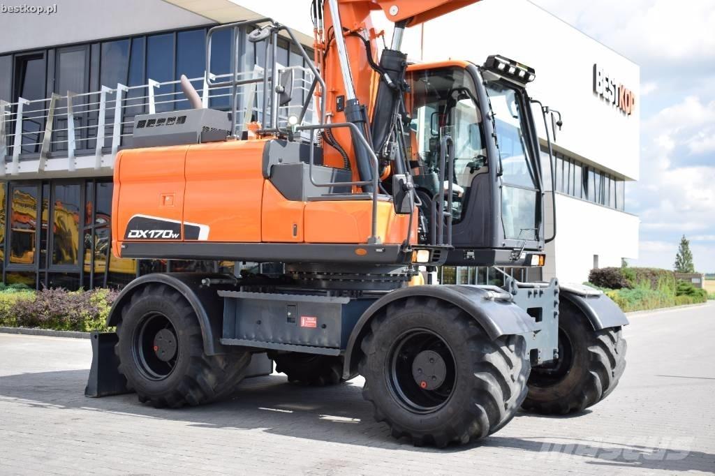 Doosan DX 170 W-5 ホイール式油圧ショベル（パワーショベル・ユンボ・バックホー）