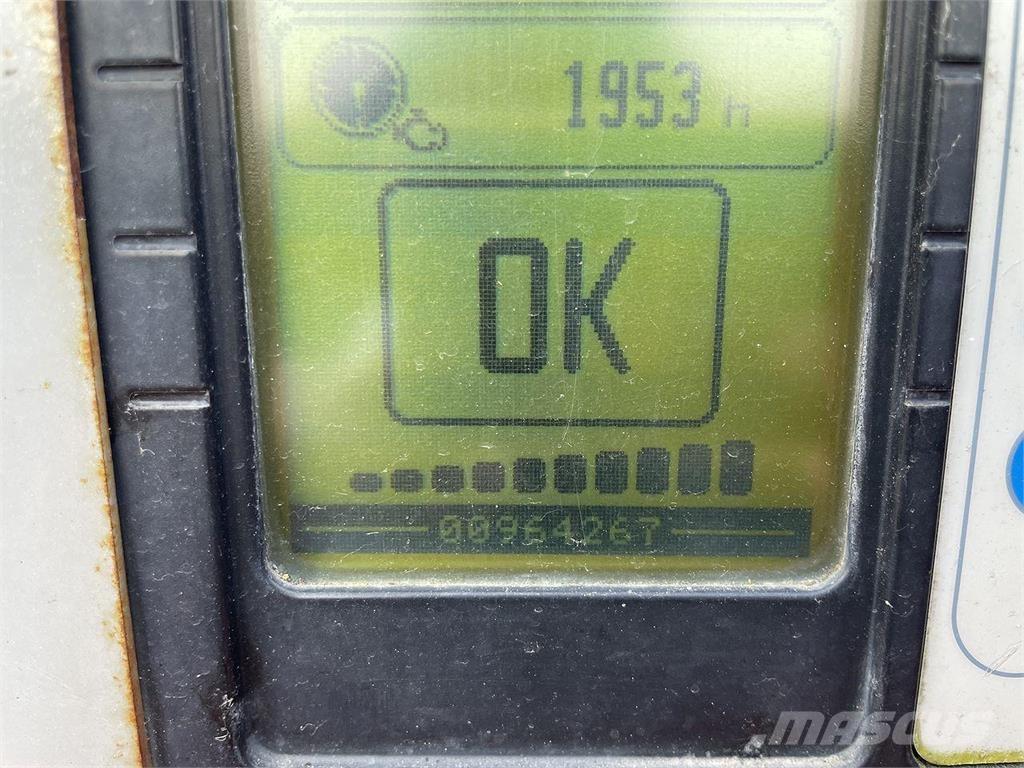 Manitou 160ATJ RC ブームリフト　屈伸型