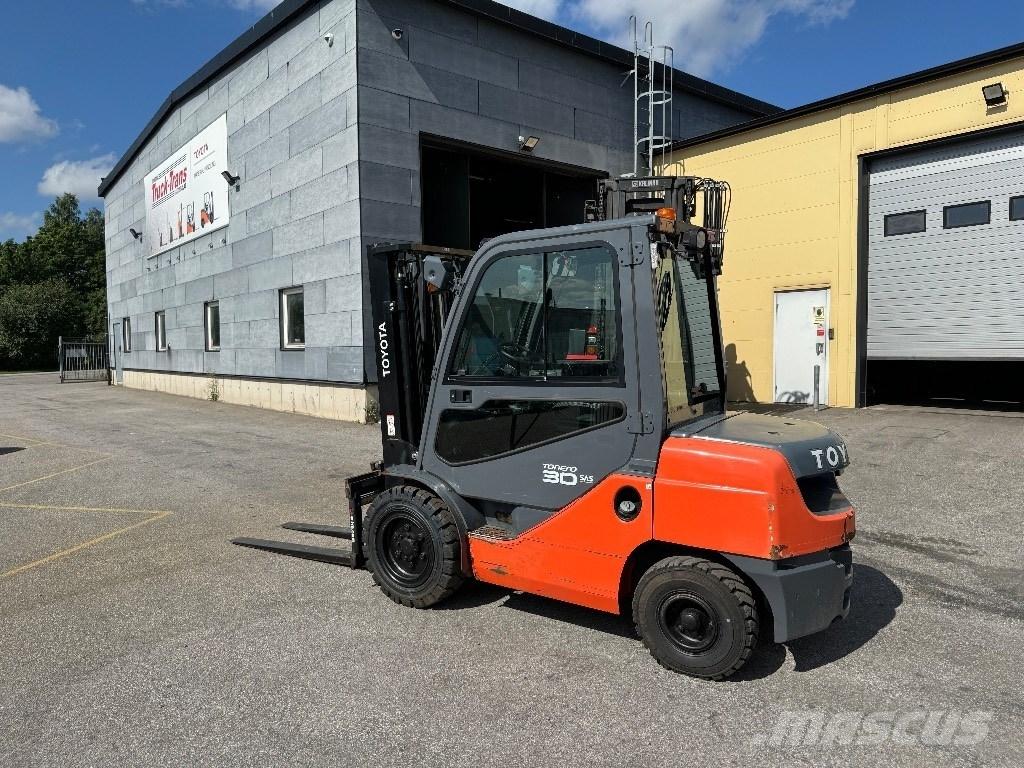 Toyota 02-8FDF30 ディーゼル・軽油