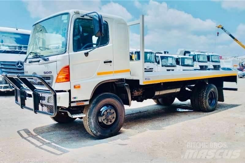 Hino 500 1322 4x4 その他トラック