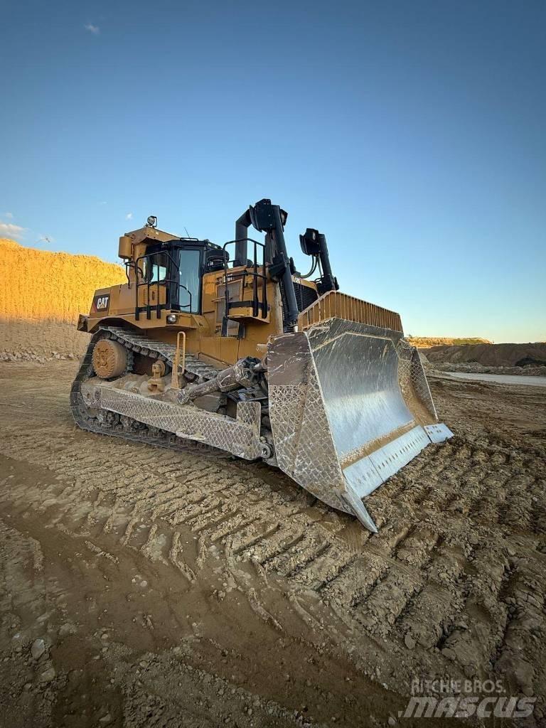 CAT D 10 T ブルドーザー