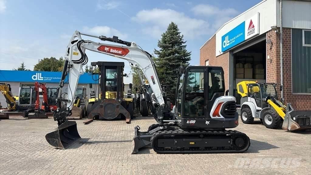 Bobcat E88 特殊油圧ショベル