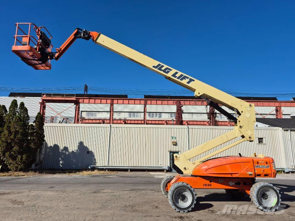 JLG M 600 JP ブームリフト　屈伸型