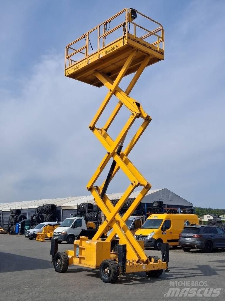 Haulotte H 12 SX シザースリフト