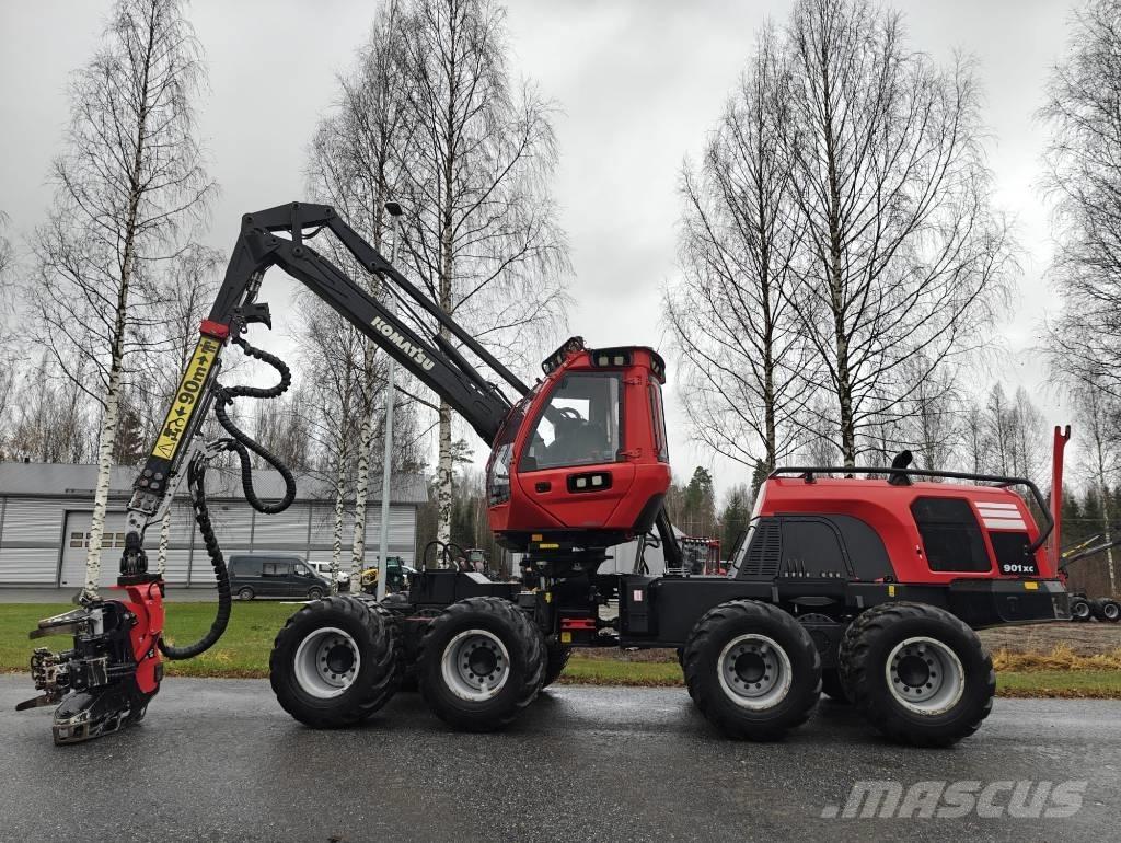 Komatsu 901 XC ハーベスター