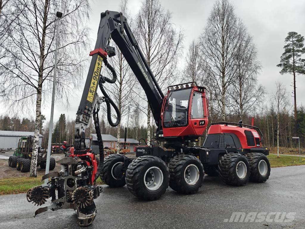 Komatsu 901 XC ハーベスター