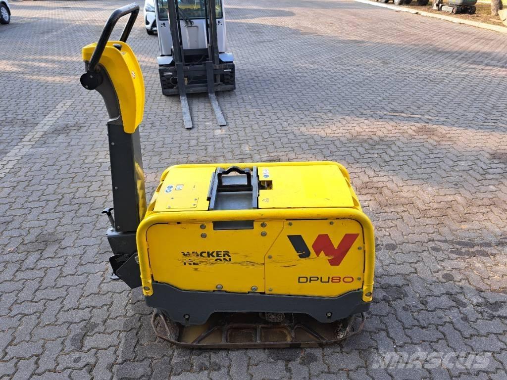 Wacker Neuson DPU 80 プレートコンパクター