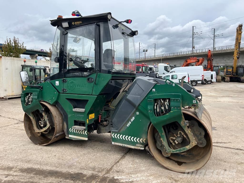 Bomag BW 154 AD-5 タンデムローラ