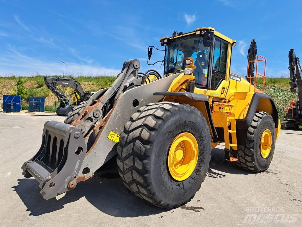 Volvo L 220 H ホイールローダー・タイヤショベル