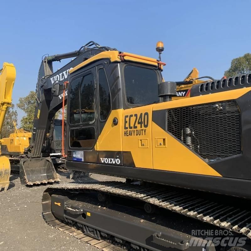 Volvo EC 240 大型油圧ショベル12t以上（パワーショベル・ユンボ）