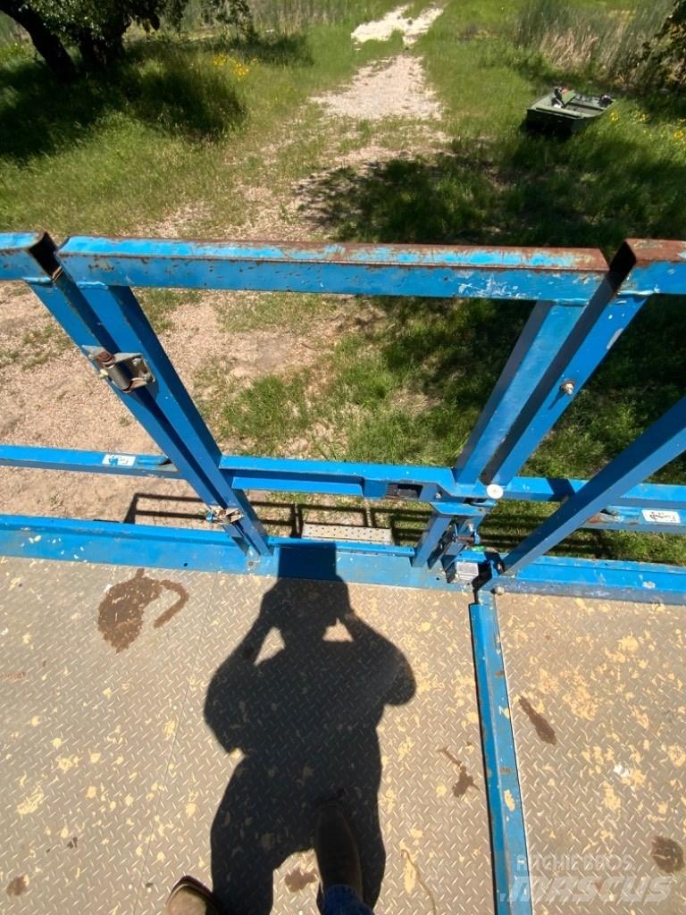 Genie GS 3390 RT シザースリフト