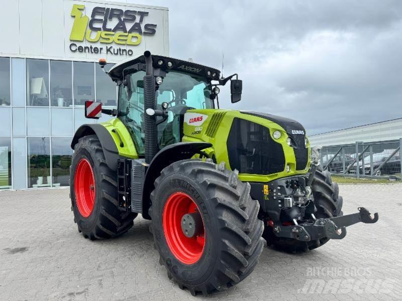 CLAAS AXION 830 トラクター