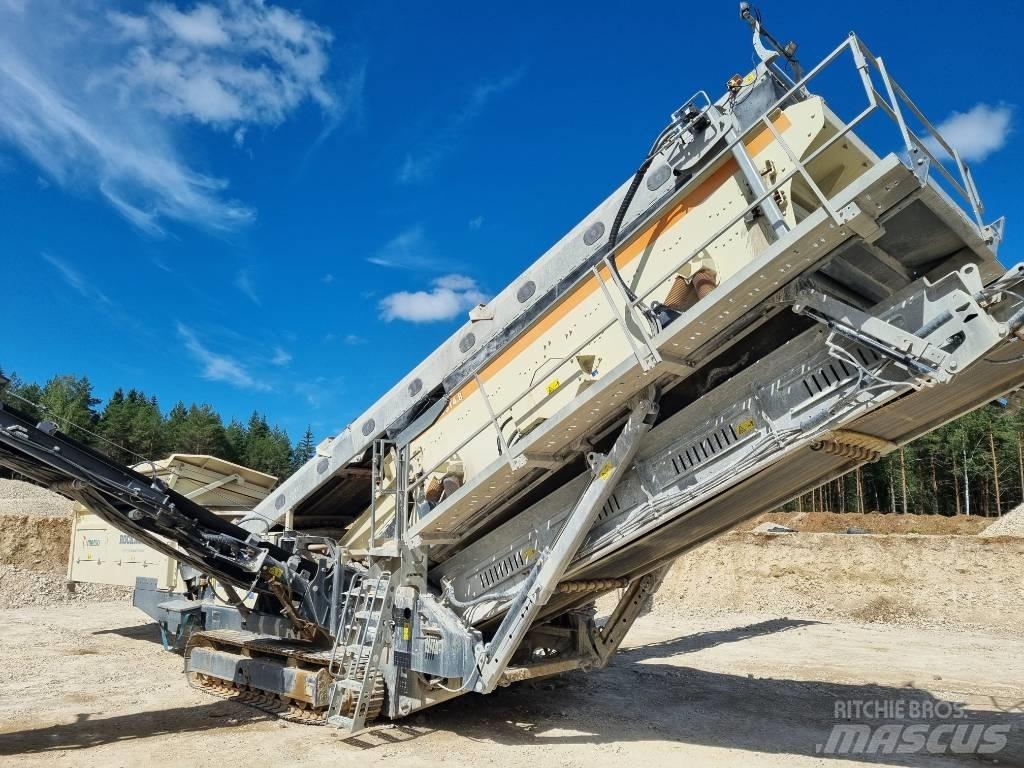 Metso ST 4.8 自走式スクリーン