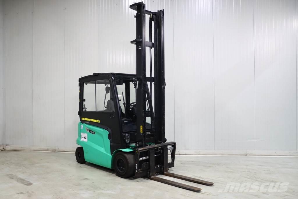 Mitsubishi FB30N バッテリーフォークリフト