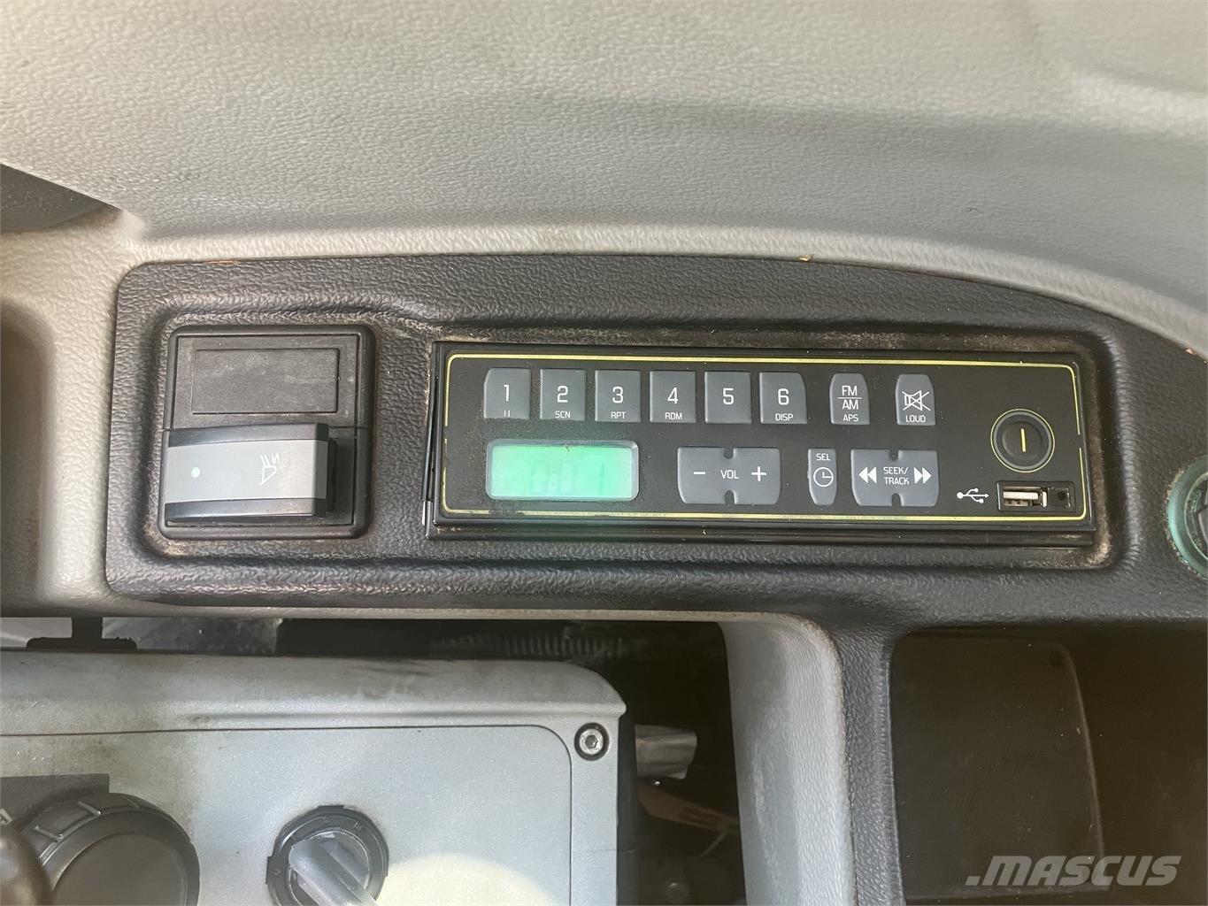 Wacker Neuson EW 65 ホイール式油圧ショベル（パワーショベル・ユンボ・バックホー）