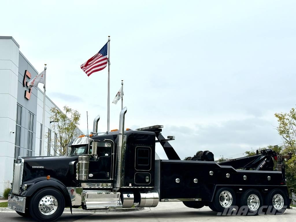 Kenworth W 900 レッカー車