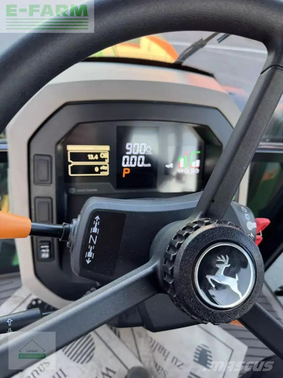 John Deere 5095 m トラクター