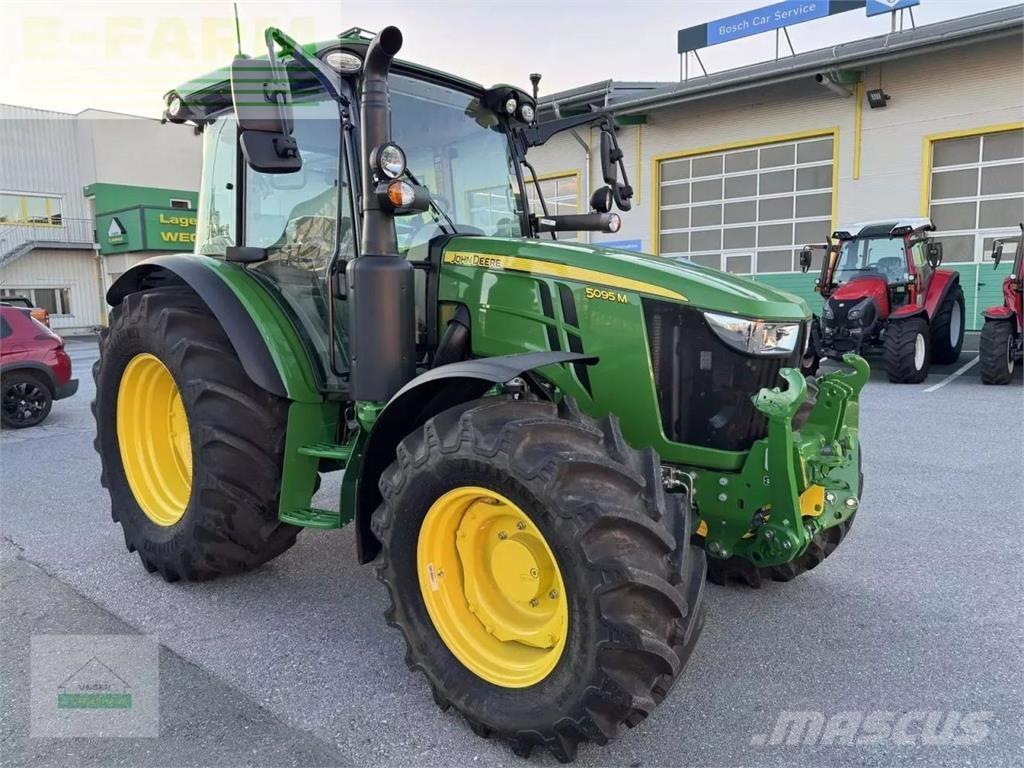 John Deere 5095 m トラクター