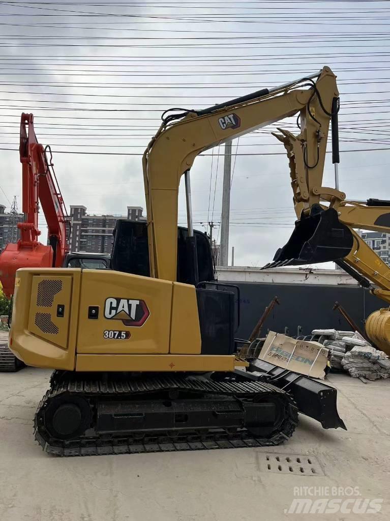 CAT 307 大型油圧ショベル12t以上（パワーショベル・ユンボ）