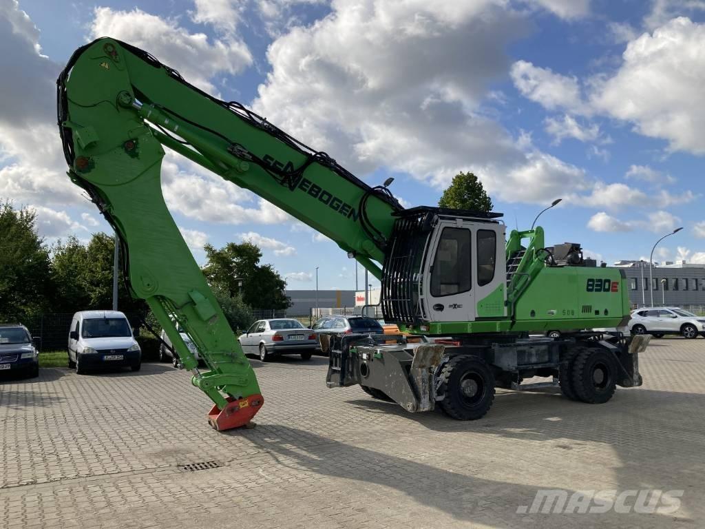 Sennebogen 830 M 廃棄物／工業産廃処理機