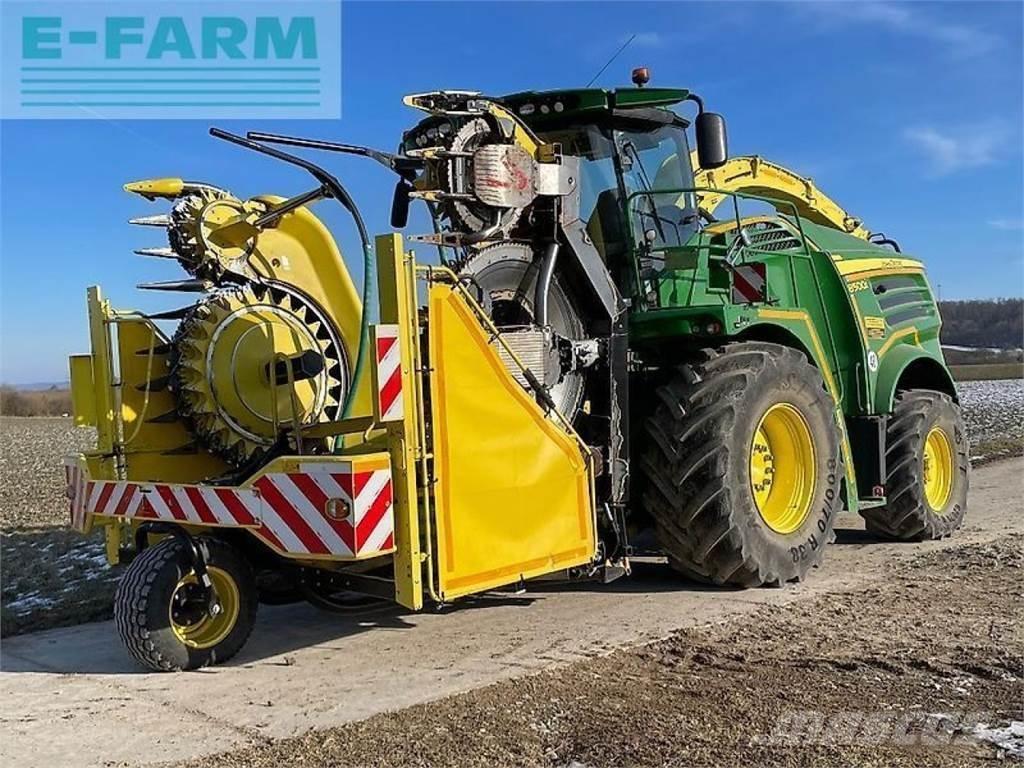 John Deere 8500 自走式フォレージハーベスター