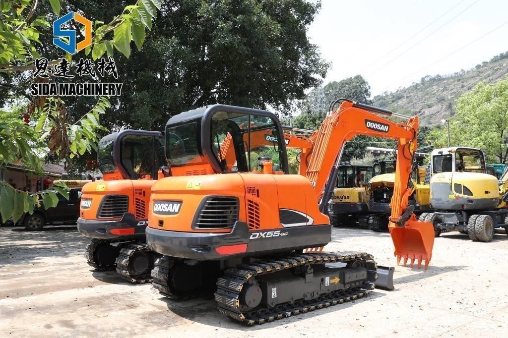Doosan DX 55-9 C ミニ油圧ショベル 7t以下（ミニユンボ・ミニディガー）