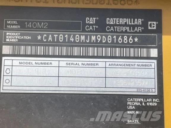 CAT 140 M 2 モーターグレーダー