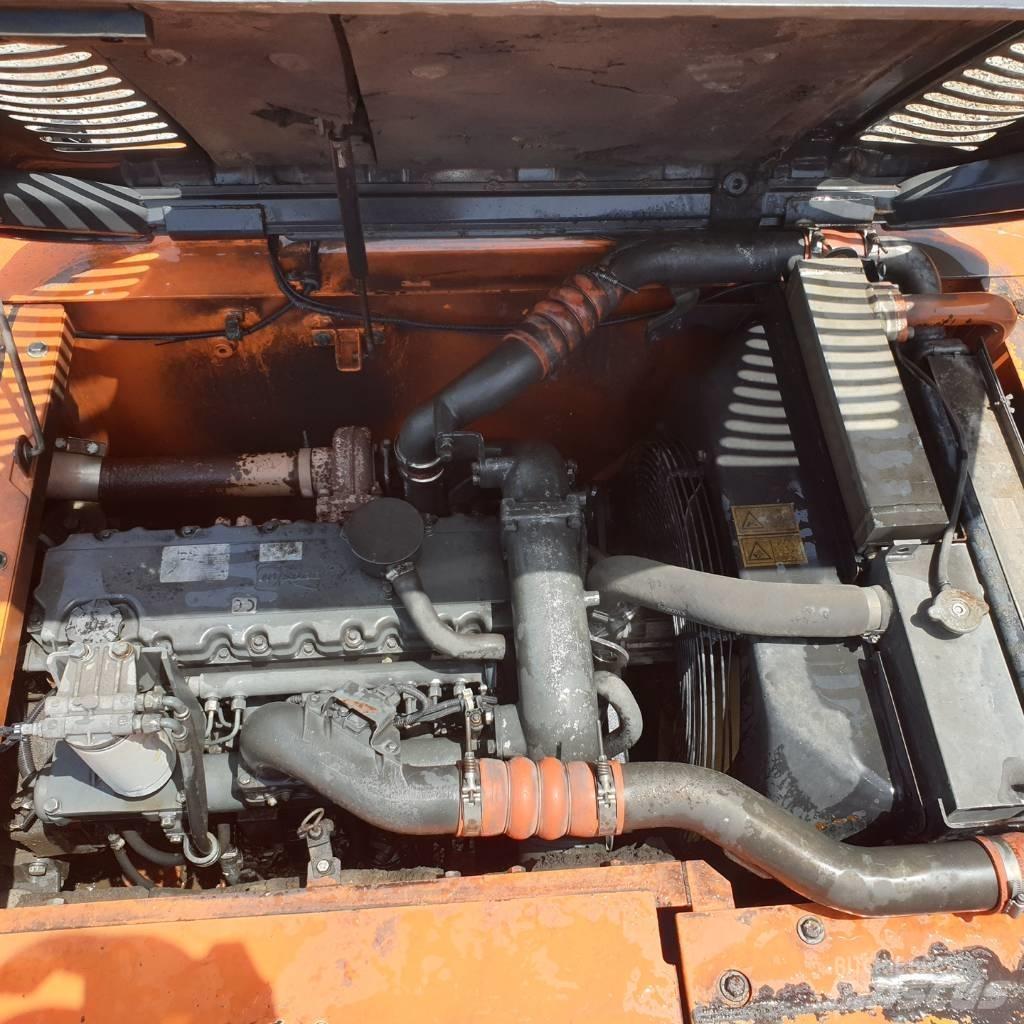 Doosan DX 220 LCA 大型油圧ショベル12t以上（パワーショベル・ユンボ）