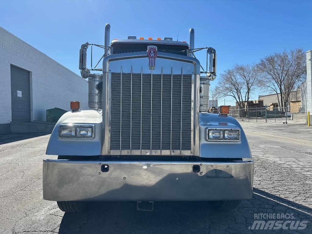 Kenworth W 900 L 中古トラクターヘッド | トレーラーヘッド