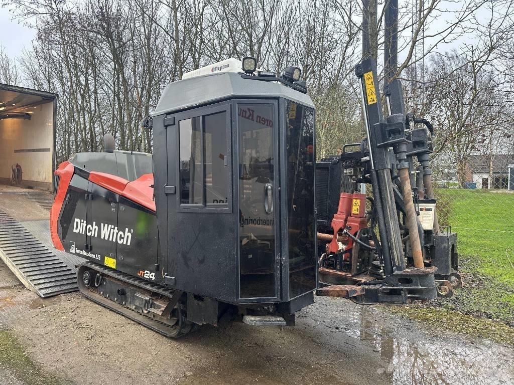 Ditch Witch JT 24 水平掘削リグ