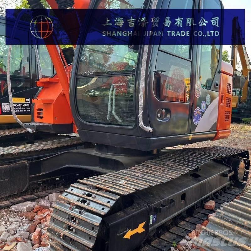 Hitachi ZX 135 大型油圧ショベル12t以上（パワーショベル・ユンボ）