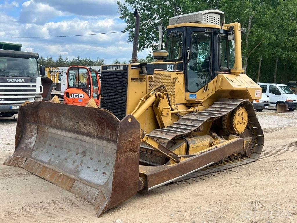 CAT D 6 M ブルドーザー